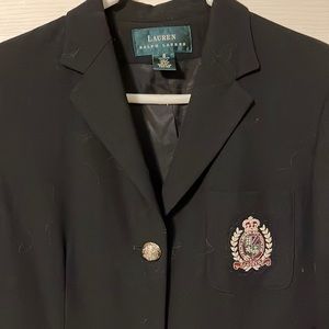Lauren by Ralph Lauren black long/trench blazer with emblem size 6. Gorgeous!